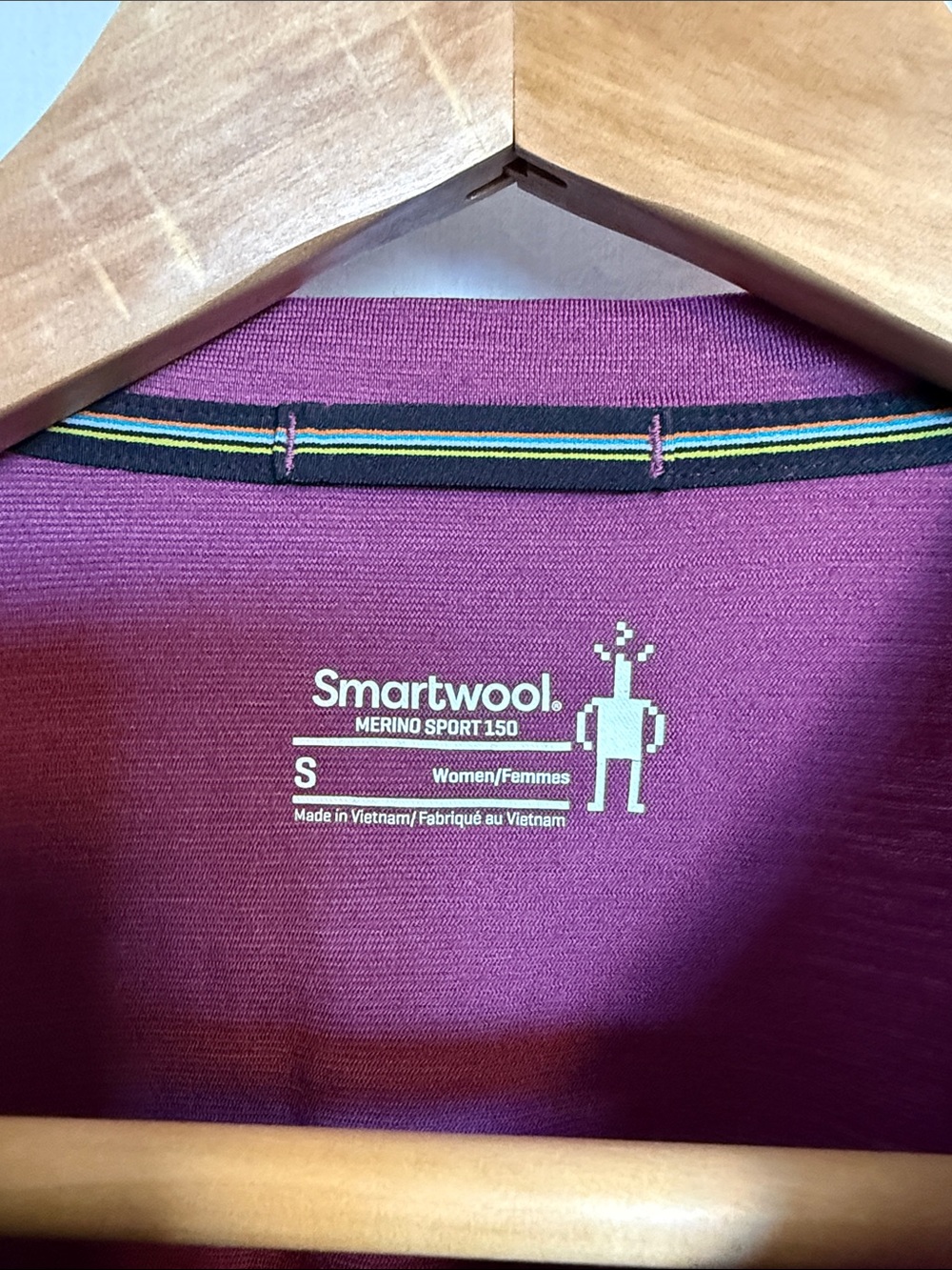 Smartwool plum short sleeve tee with geometric bird graphic - Picture 3 of 6